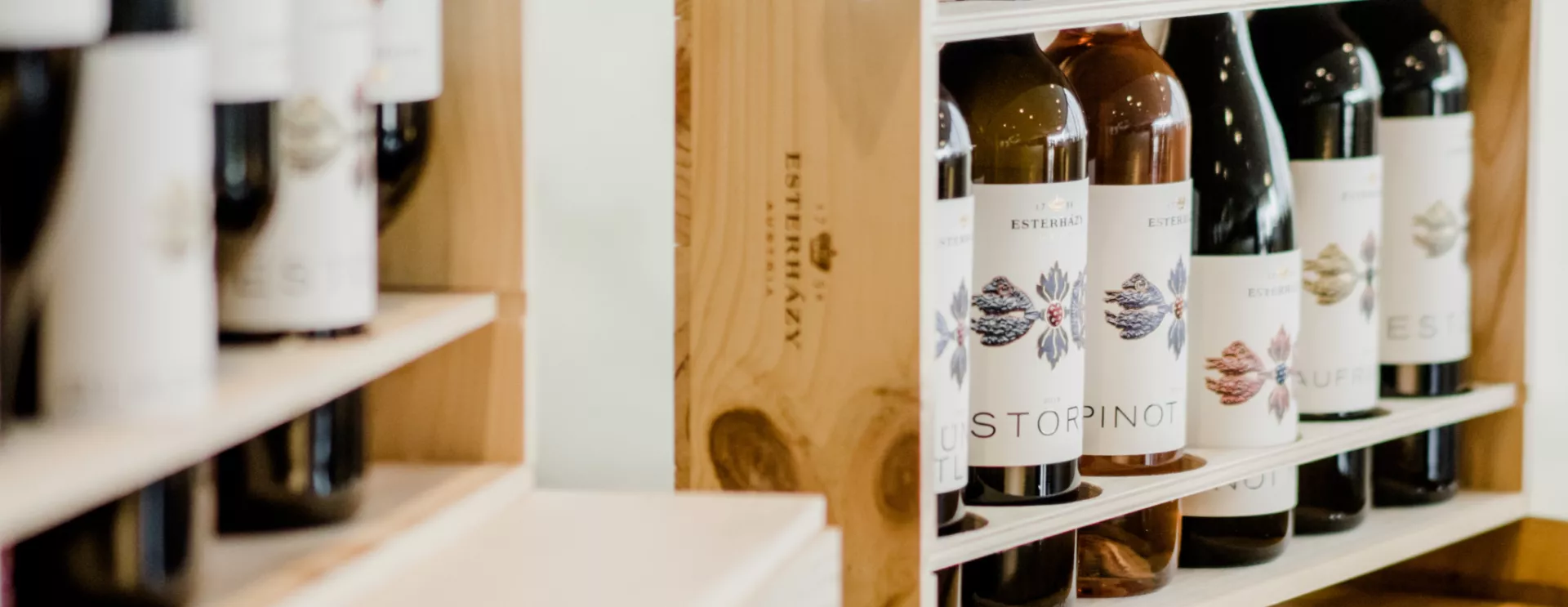 https://www.esterhazywein.at/